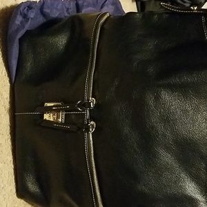 Dooney & Bourke purse